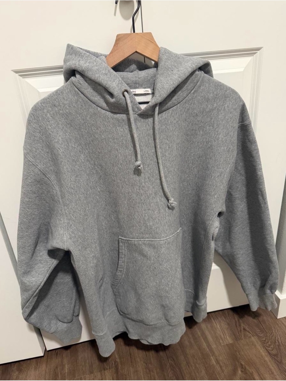 GU light grey hoodie